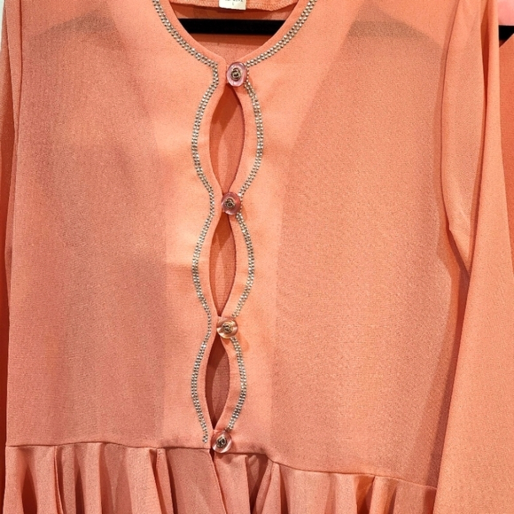 Hosanna three piece, peach set. All  pieces are a size large - Picture 2 of 9